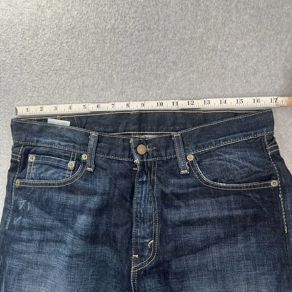 Levi’s 513 Blue Denim Cotton Blend Jeans  Tag Says 33x30 actual 33x29 Men